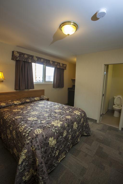 Lake-Vu Motel Kenora Kültér fotó